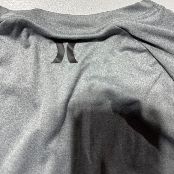 Hurley UPF 50+ Long sleeve Dr-fit - Picture 2 of 8